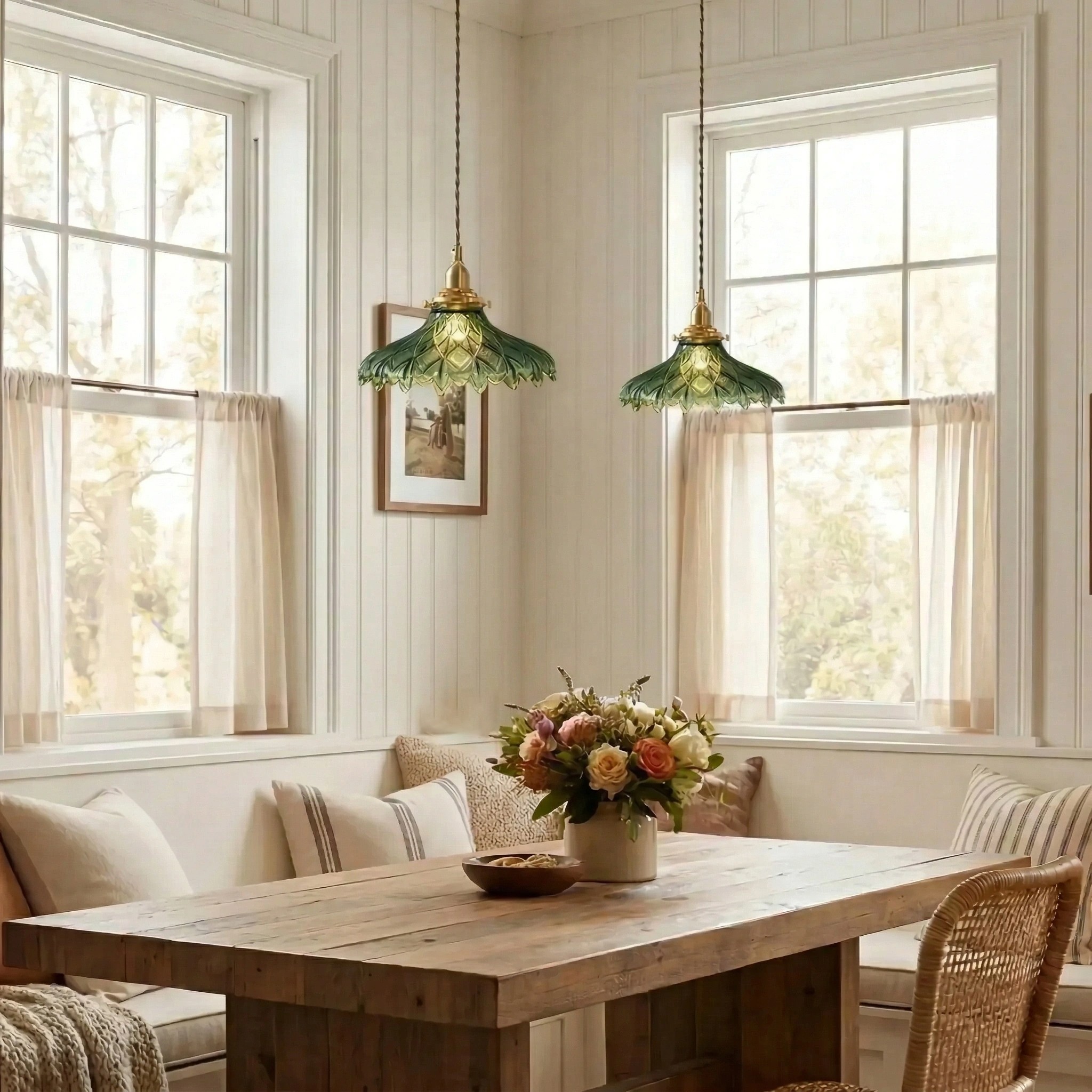 Gyran Retro Brass Lace Glass Pendant Light