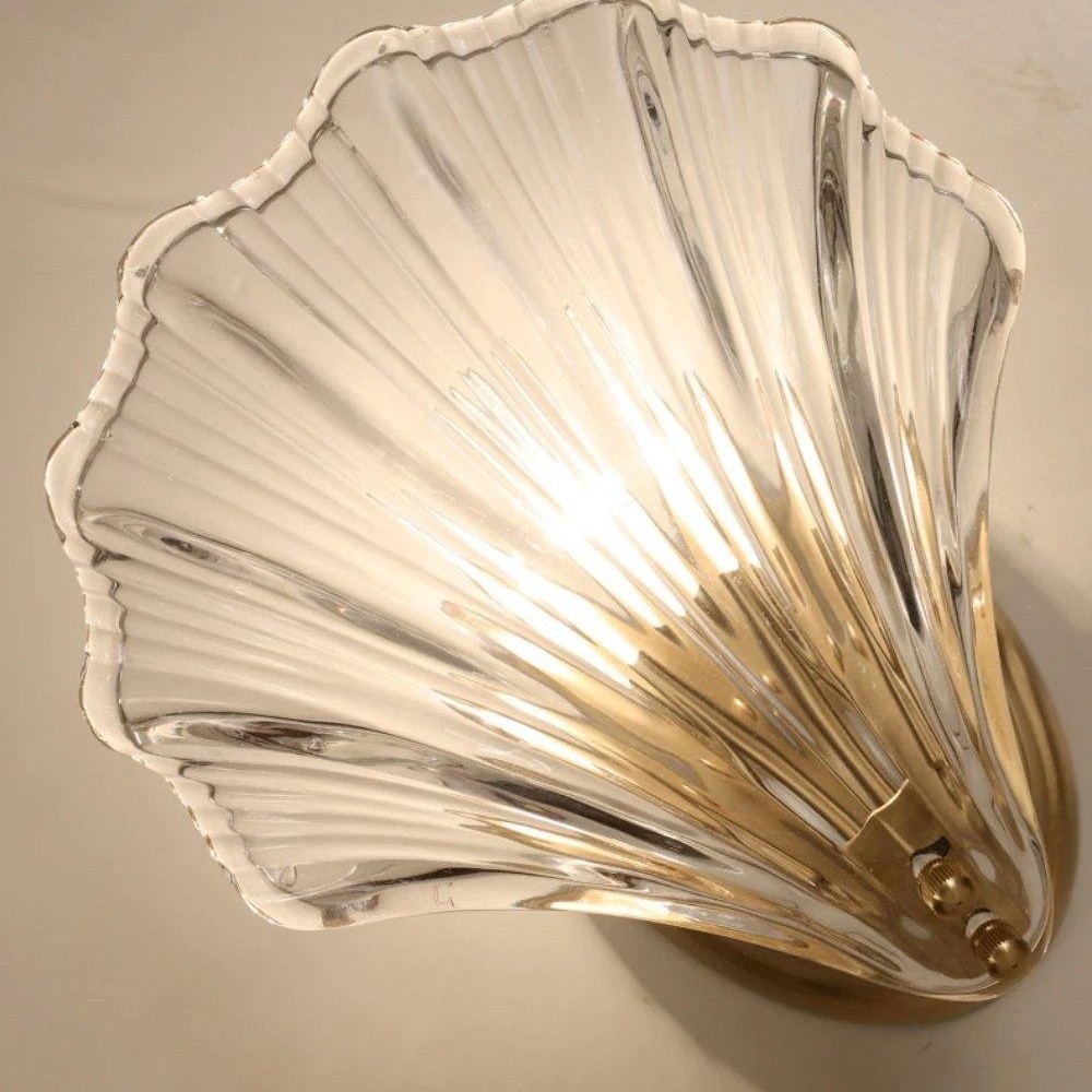 Neha Retro Shell-Shaped Glass Wall Light