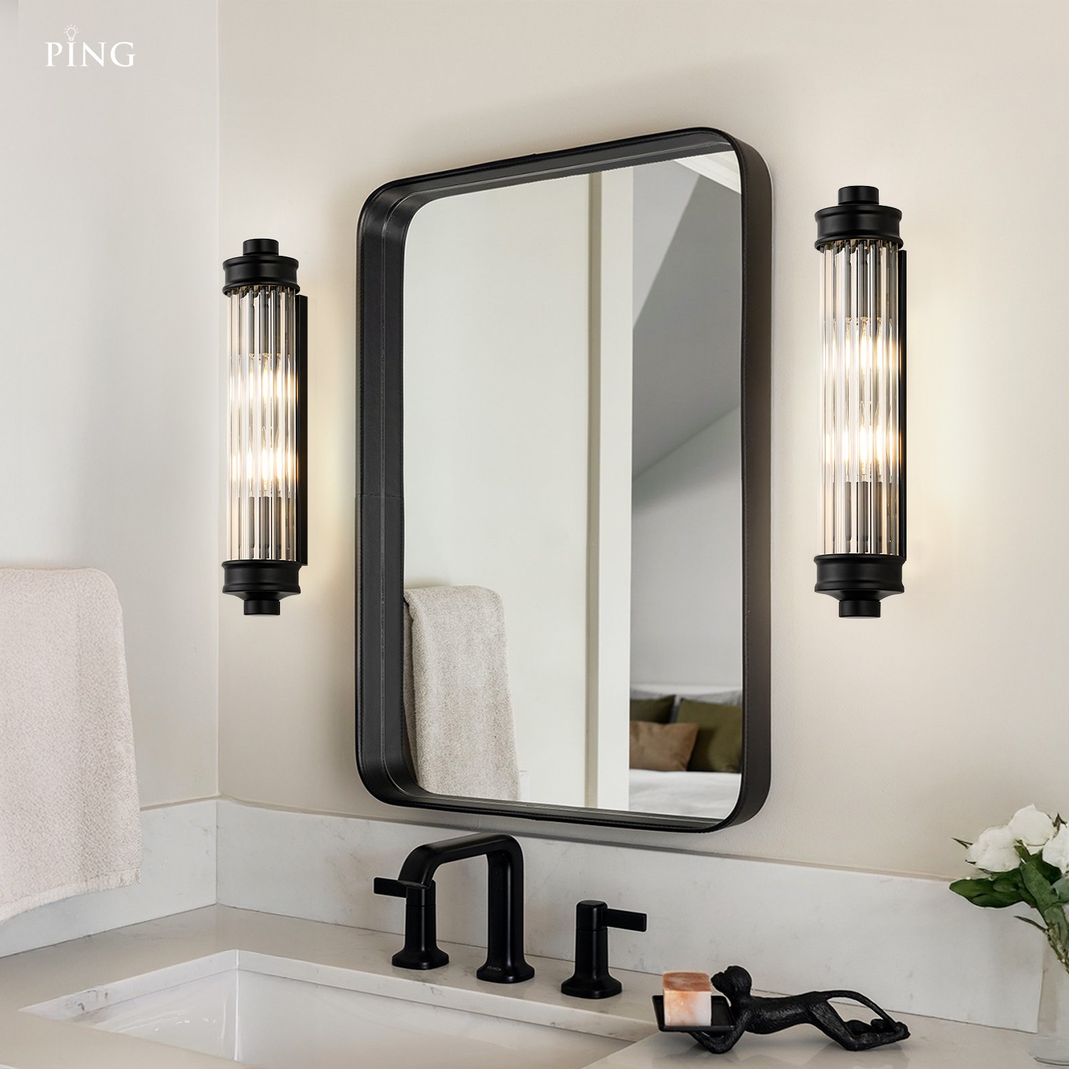 Raelin Retro Cylindrical Ribbed Glass Sconce