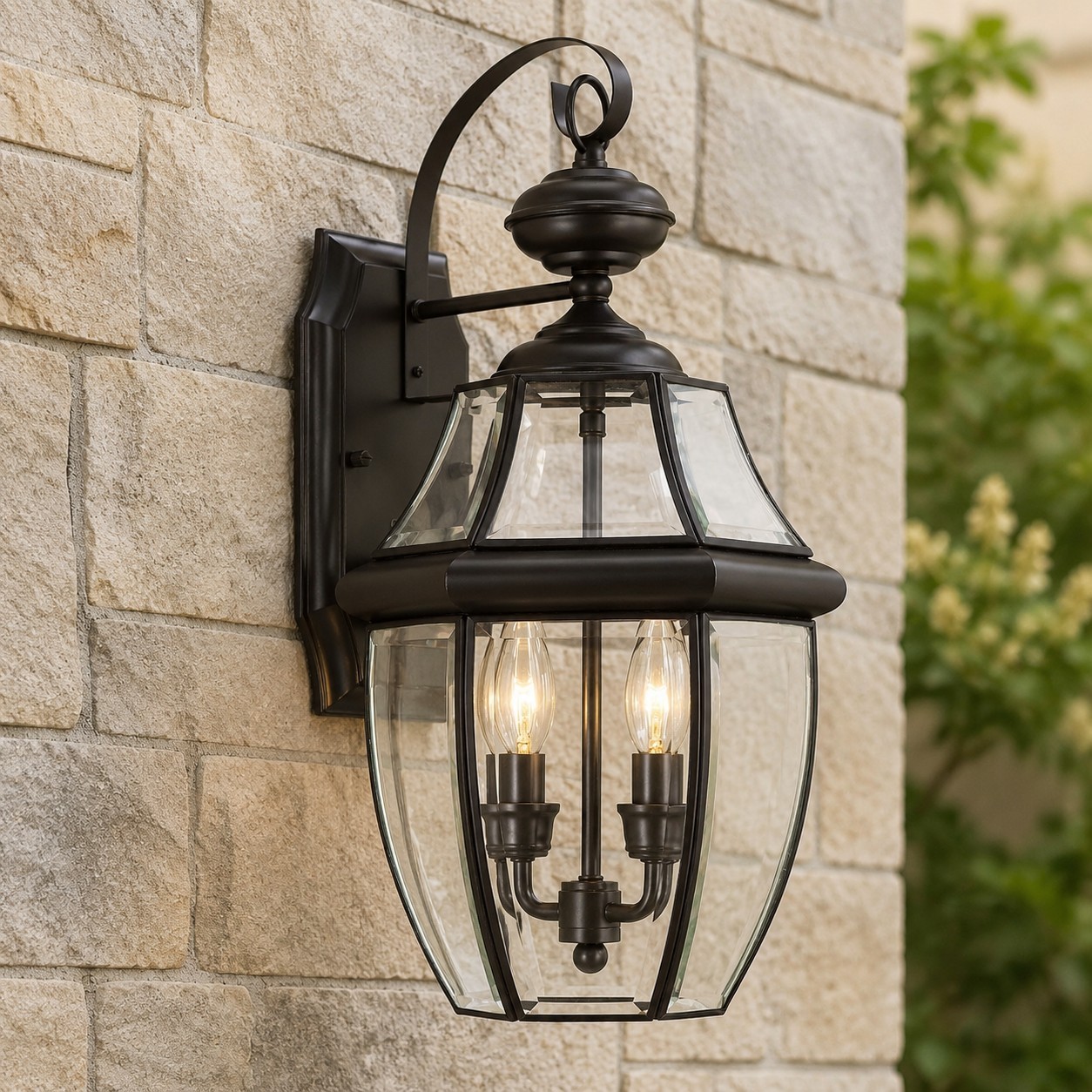 Riannon Country Metal Lantern Sconce