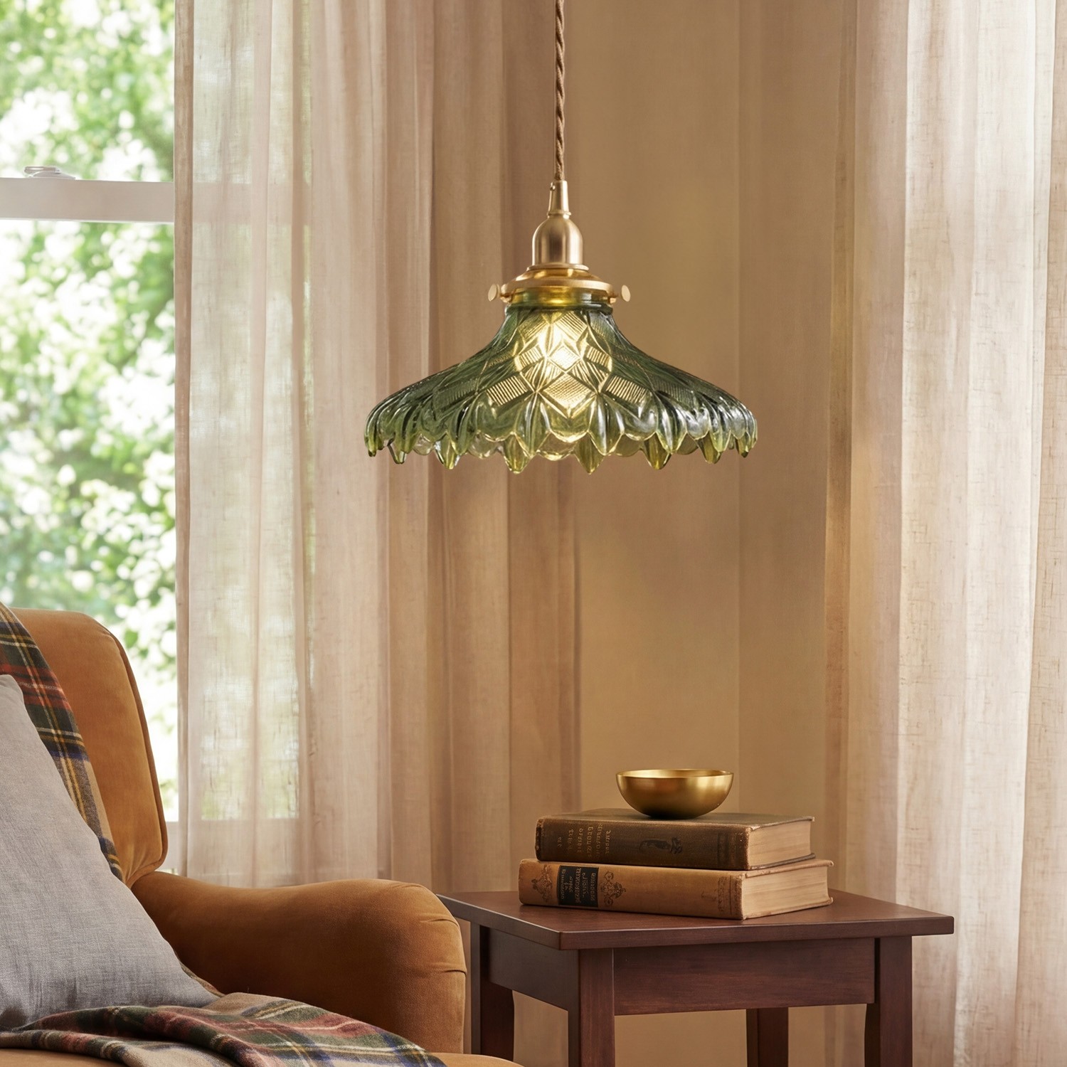 Gyran Retro Brass Lace Glass Pendant Light