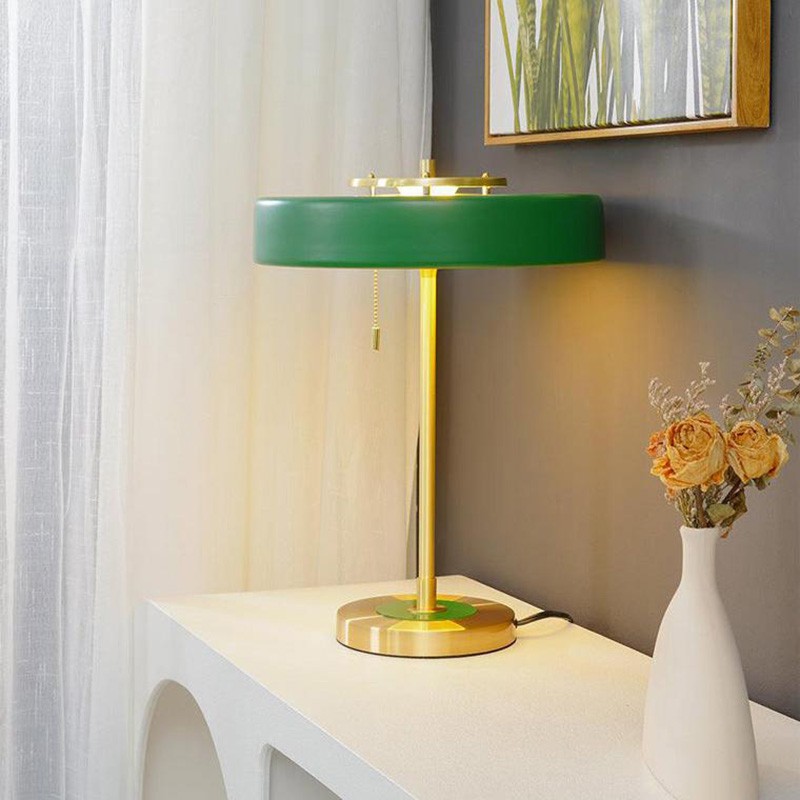 Roberto Nordic Revolve Table Lamp